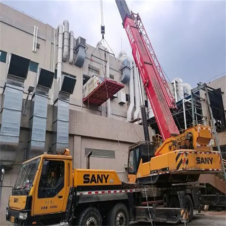 沙湖原种场租赁大型汽车吊，助力工程项目高效进行