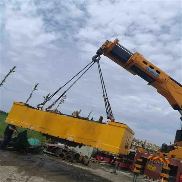 沙湖原种场随车吊吊集装箱怎么吊